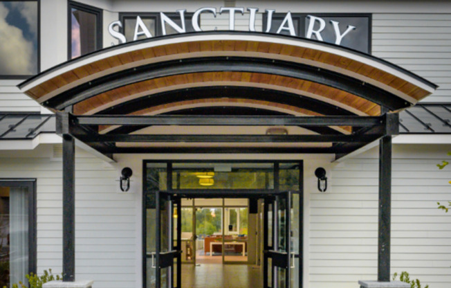 3 beds, 2 baths, 1,310 sqft, $4,400, Unit Unit 213