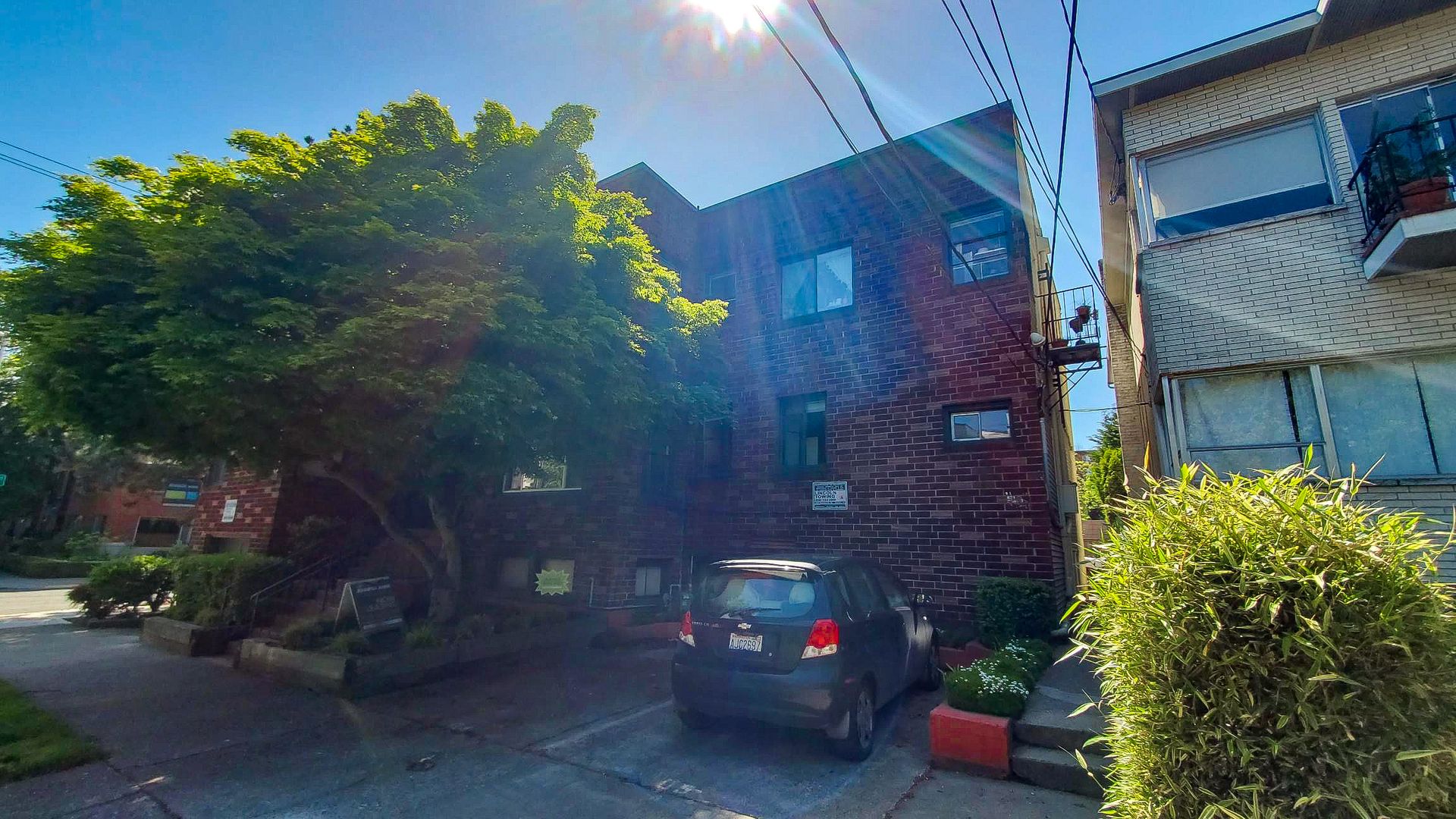 Jennifer Anne Apartments