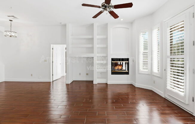 2 beds, 2 baths, 1,300 sqft, $2,600, Unit 1028