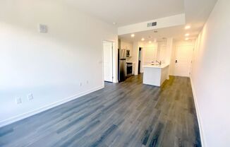 Monticello Apartments in Valencia!