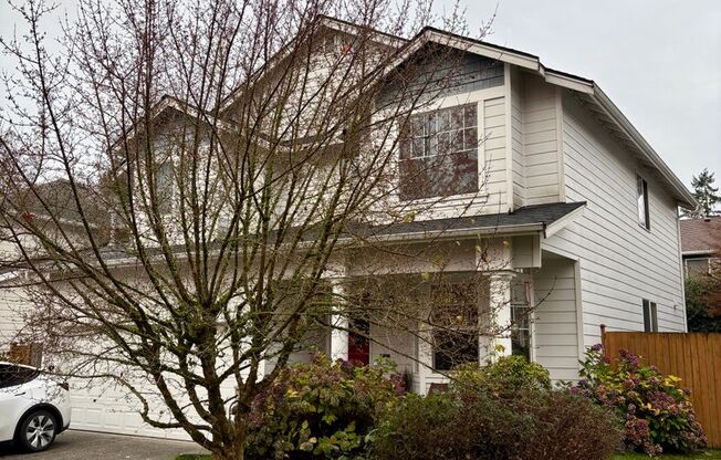 Bothell 2 story home with EV garage parking and Northshore Schools