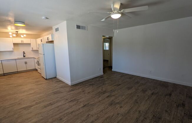 2 beds, 1.5 baths, 900 sqft, $1,250, Unit 25