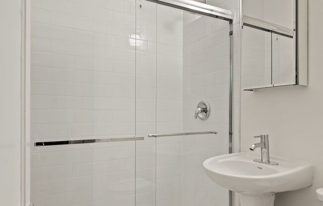 1 bed, 1 bath, 796 sqft, $1,795, Unit 101