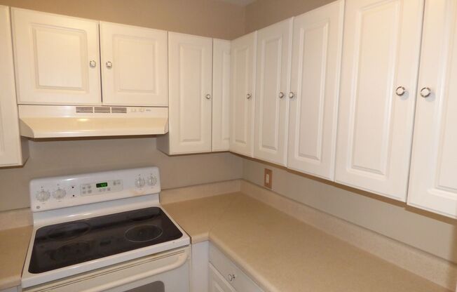 2 beds, 2 baths, $1,500