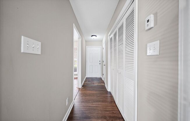 Timber Court Drive-280