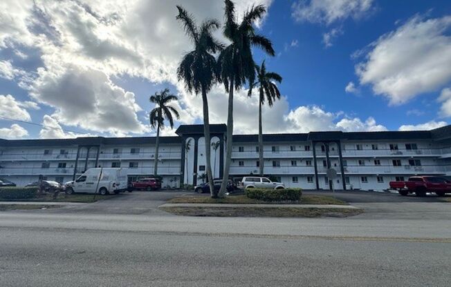 1 bed, 1 bath, 650 sqft, $1,595, Unit 208