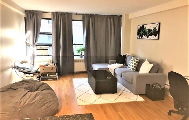 1 bed, 1 bath, 700 sqft, $1,775, Unit 418-0212