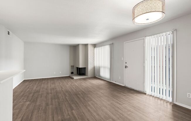 1 bed, 1 bath, 615 sqft, $900, Unit 110