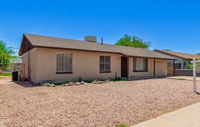 Cute 4 bedroom 2 bath Centrally Located