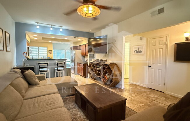 2 beds, 2 baths, 1,076 sqft, $1,950, Unit Unit 160
