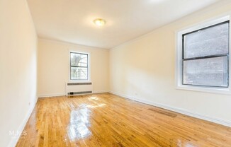 1 bed, 1 bath, $1,950, Unit 4-B