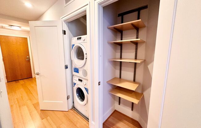 1 bed, 1 bath, $2,500, Unit 623