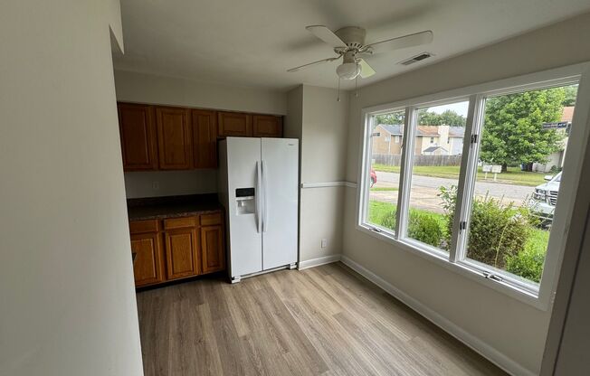 2 beds, 1.5 baths, $1,595