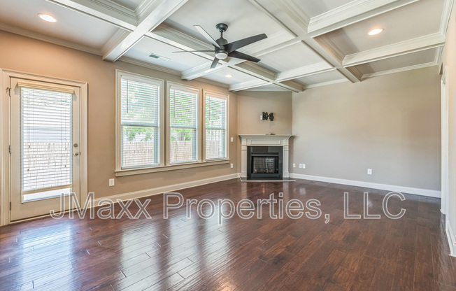5080 WHITEOAK TER SE