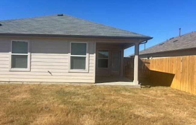 4 beds, 2 baths, $1,750