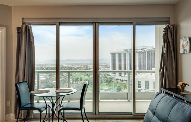 Turnberry Towers 1904E-Strip/Golf/City Views from this Fully Furnished 1Bd Residence