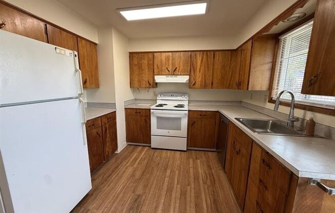 1139 SE Baseline Street #2 ~ Wonderful Unit in Plex