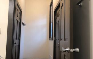 1 bed, 1 bath, 900 sqft, $1,200