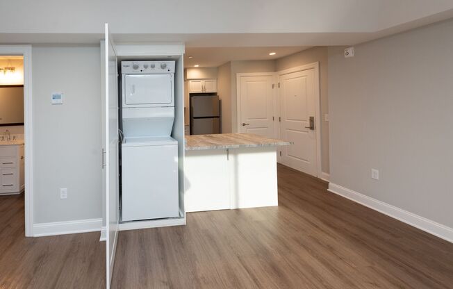 1 bed, 1 bath, 540 sqft, $1,995, Unit 201O