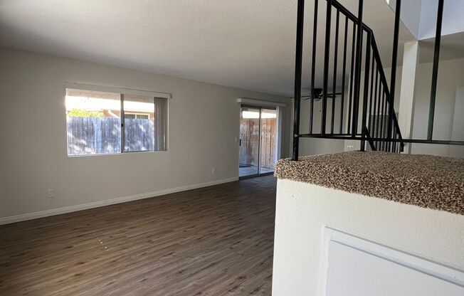 3 beds, 2.5 baths, 1,425 sqft, $2,900, Unit 8717 Central Way