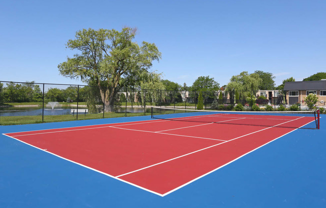 Tennis Court at Foxboro Apartments, Wheeling, Illinois