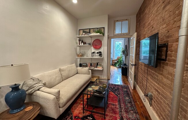 85 SMT ST