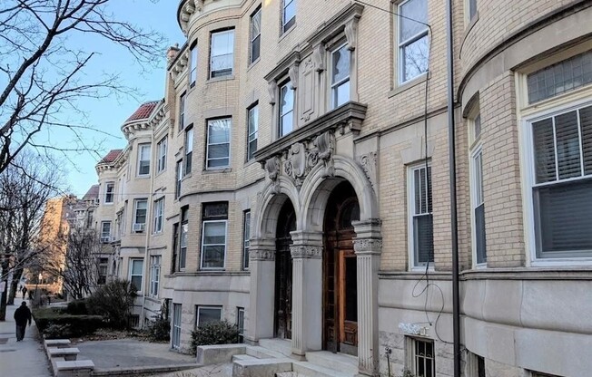 198 Saint Paul St.