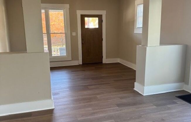 Newly Remodeled 3BR/1.5BA Townhome - Bates Hendricks