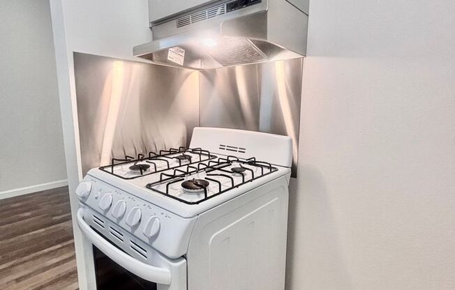 Quaint Studio in Glendale - All Utilities plus WiFi Included!