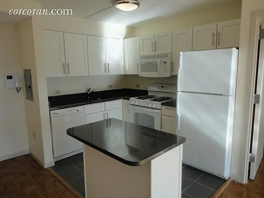 Studio, 1 bath, $5,588, Unit 4K