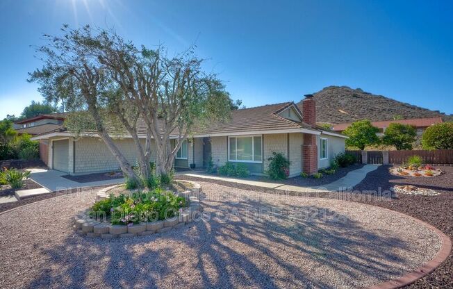 12386 Fernando Drive