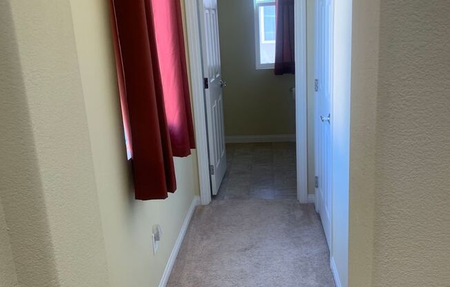 5 beds, 3.5 baths, $2,895