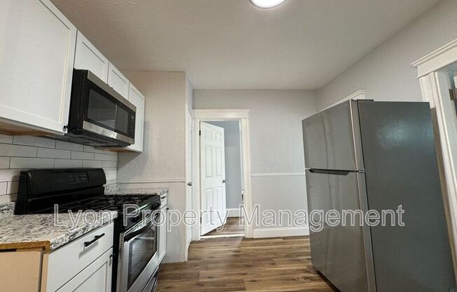 103 AVE WOONSOCKET