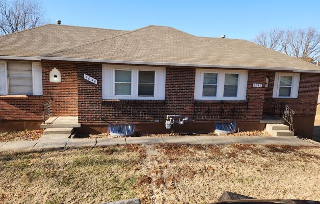5040-5042 N Topping Ave