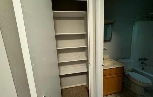 1 bed, 1 bath, 525 sqft, $795, Unit 3055-18