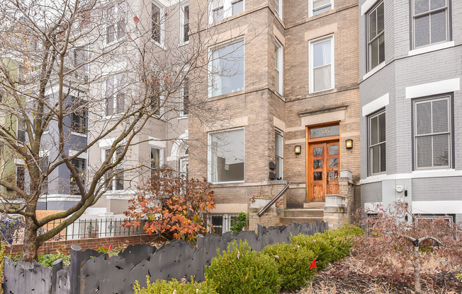 Unique Three Bedroom One Bath In Columbia Heights-Back Patio with Deck, Near Metro, Columbia Heights Nightlife!