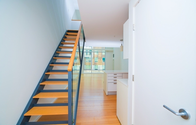 1 bed, 1.5 baths, 930 sqft, $3,950, Unit 311