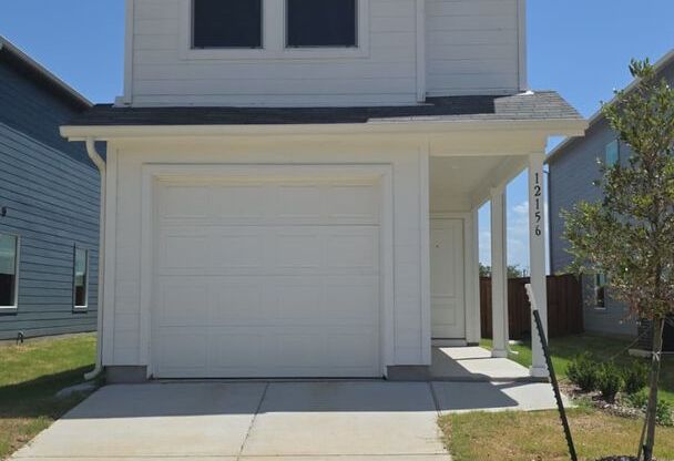 Modern 3-Bed New Construction with 2.5 Baths in Charming Providence Village!