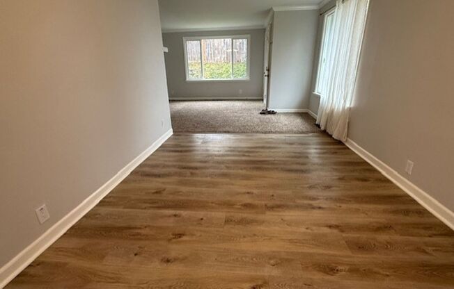 Alfi 23801 Duplex - Mountlake Terrace