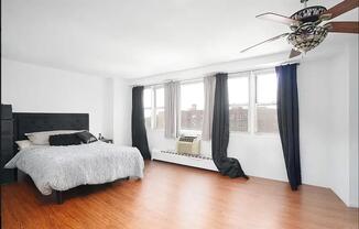 1 bed, 1 bath, 639 sqft, $2,295, Unit B711