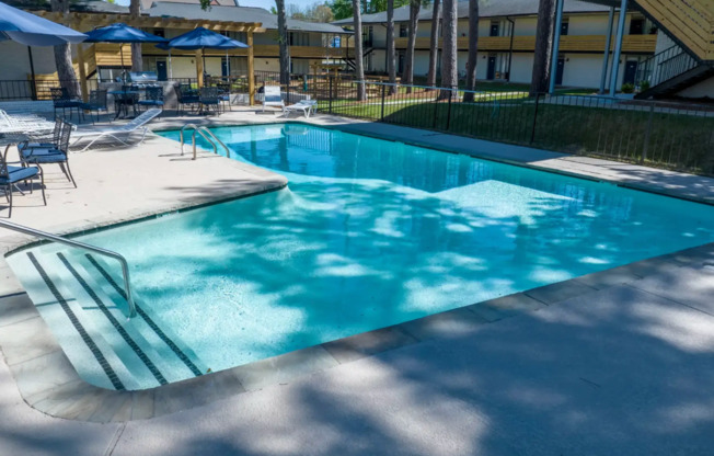 2 beds, 2 baths, 900 sqft, $1,495