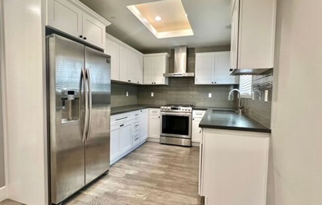 Beautiful 4 bedroom 3 Bathroom home - Covina