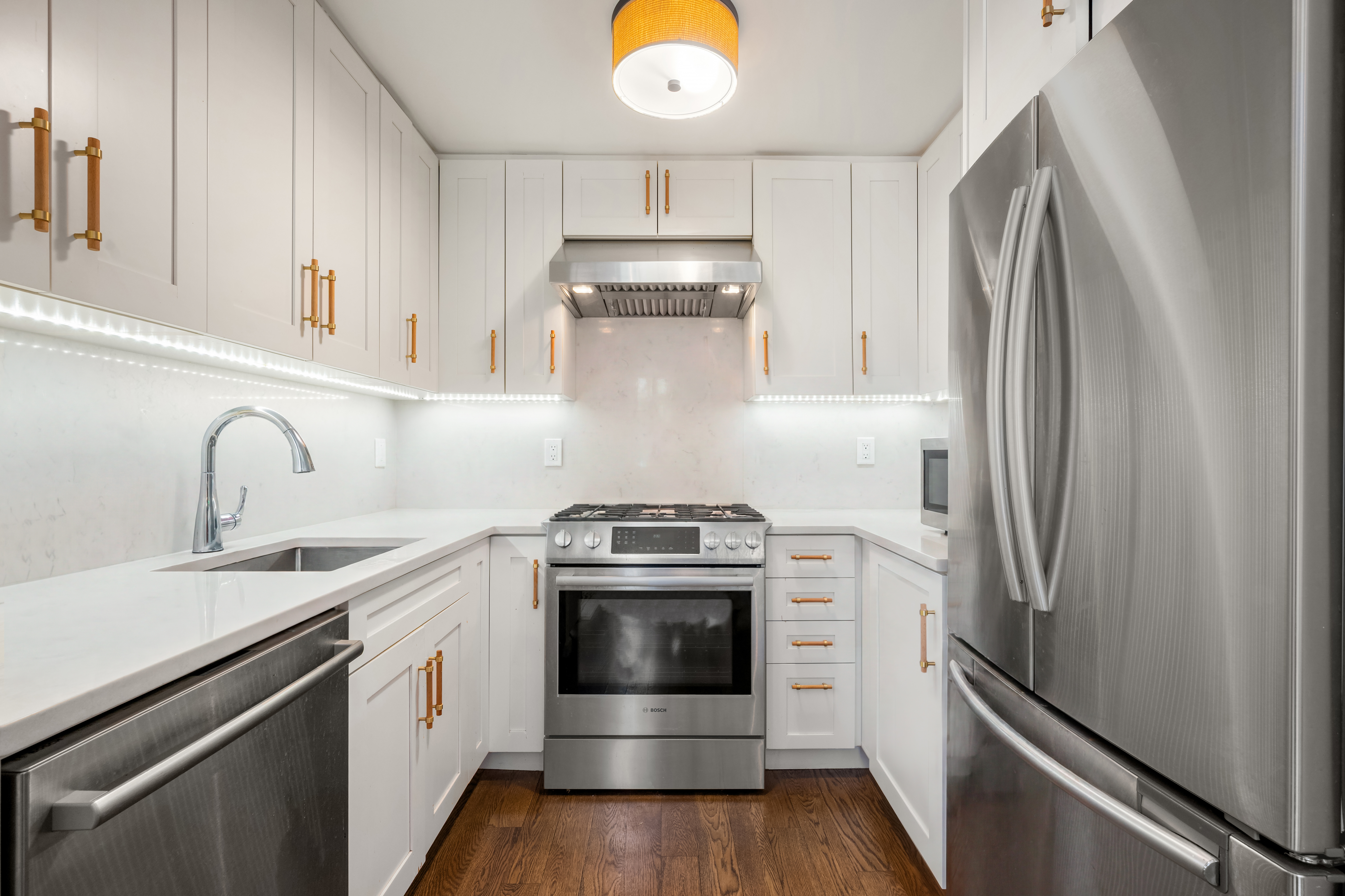 407 E 12 ST