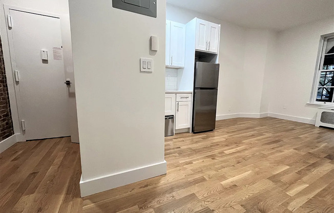 1 bed, 1 bath, $2,895, Unit 1FW