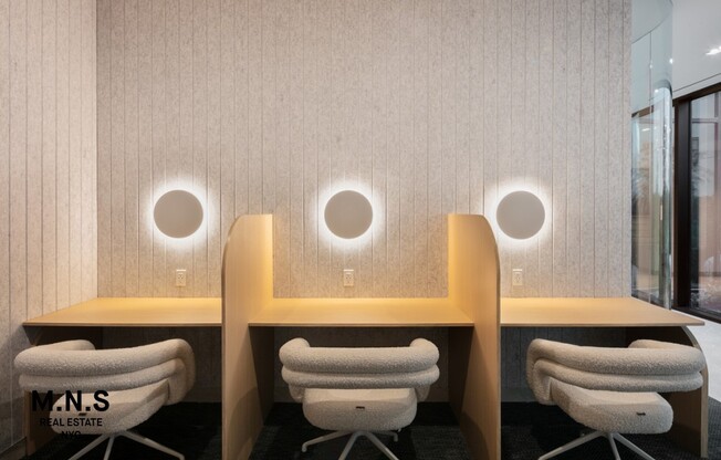 2 beds, 2 baths, $5,096, Unit 15C