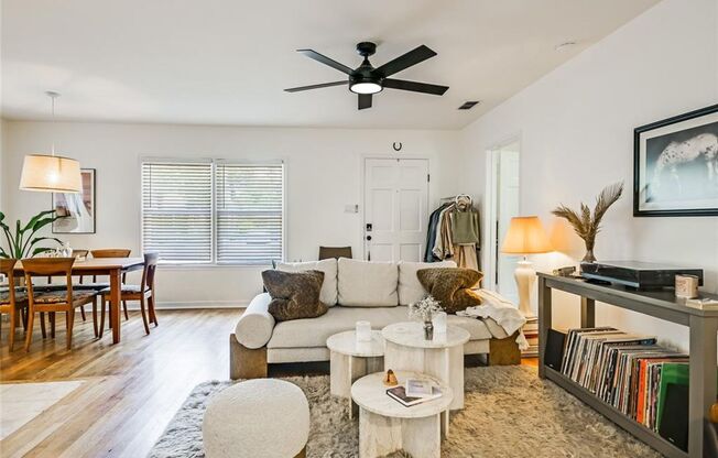 Classic 2 Bed House in Historic Hancock Neighborhood