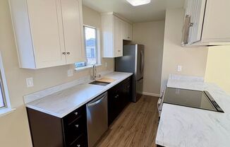 2 beds, 1 bath, $2,995, Unit # 4