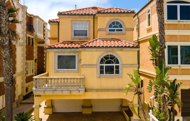 Oxnard Shores | Oceanfront | 5 Bedroom + 7 Bath | UNFURNISHED | 1451 Marine Way