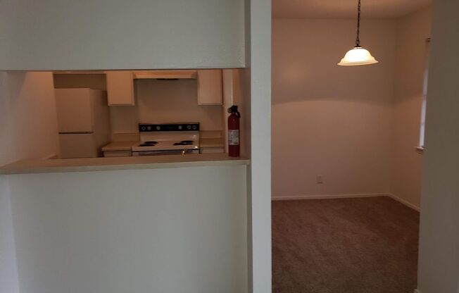 1 bed, 1 bath, 630 sqft, $790, Unit *133
