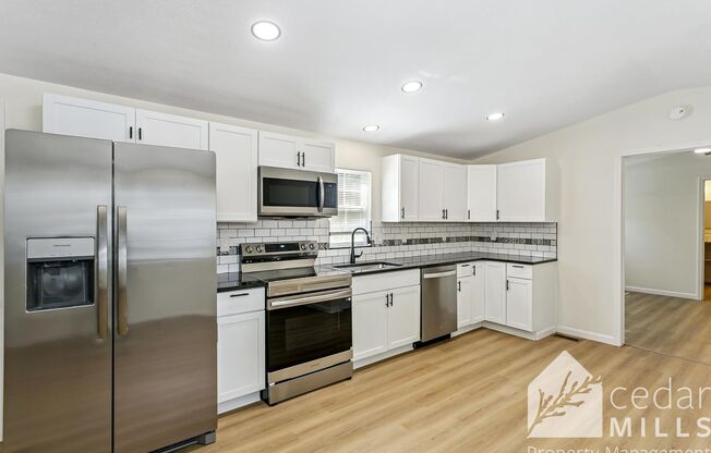 3 Bed 2 Bath in South Wichita - Space for Trailer/Vehicles